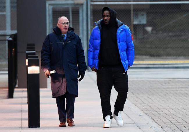 R. Kelly tells CBS 'I didn't do this stuff' in interview | iNFOnews.ca