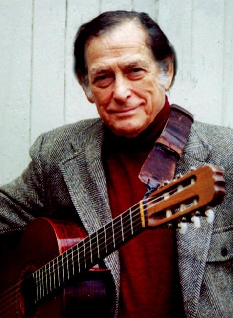 'Folksong Festival' radio host Oscar Brand dies at 96 | iNFOnews.ca