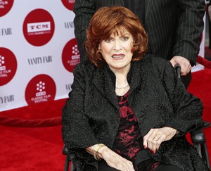 Actress Maureen O'Hara cries at thought of receiving an honorary Academy Award | iNFOnews.ca CP30568098