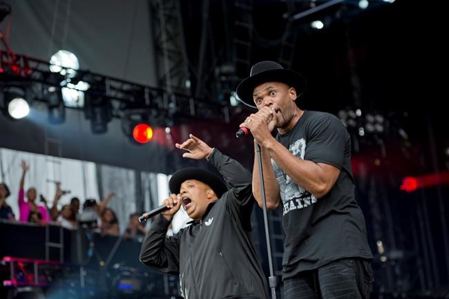 Run-DMC sues Wal-Mart, Amazon for $50M | iNFOnews.ca