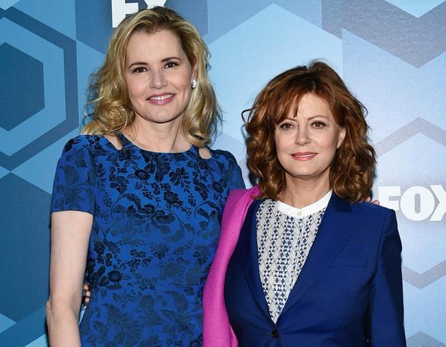 'Thelma & Louise' return! Davis, Sarandon reunite at Globes | iNFOnews.ca