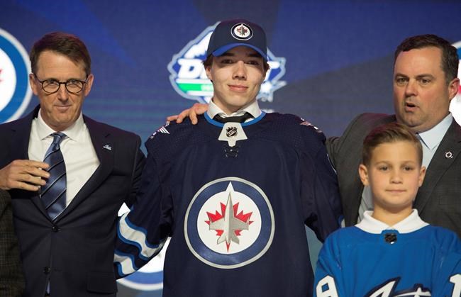 Winnipeg Jets take Finnish defenceman Heinola 20th overall at NHL draft | iNFOnews.ca Winnipeg Jets take Finnish defenceman Heinola 20th overall at NHL draft | iNFOnews.ca