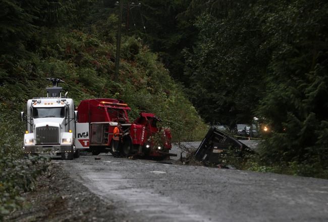 UVic opens counselling services after deadly bus crash kills two students | iNFOnews.ca