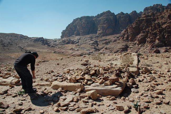 Archaeologist points to hidden monument in Jordan's Petra | iNFOnews.ca