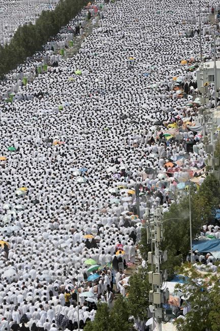 Iran's top leader says Saudis 'murdered' hajj pilgrims | iNFOnews.ca