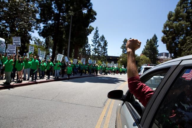 University of California workers start 3-day strike over pay | iNFOnews.ca University of California workers start 3-day strike over pay | iNFOnews.ca