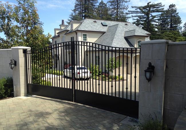 Murder suspect posts $35M bail, upsetting victim's family | iNFOnews.ca