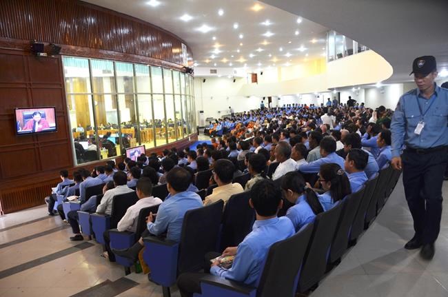 Cambodian court upholds life terms for 2 Khmer Rouge leaders | iNFOnews.ca