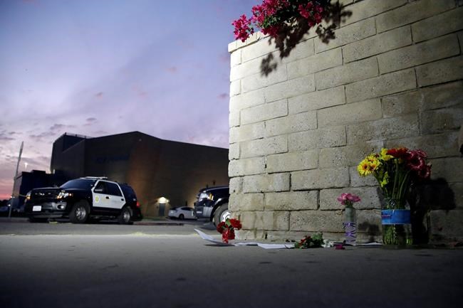 Huddled in locker room after shooting, team relied on texts | iNFOnews.ca