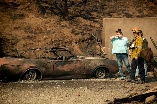 Fast-moving fire drives thousands from California homes | iNFOnews.ca