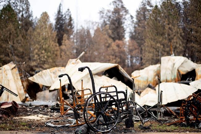 Residents head back into California town levelled by wildfire | iNFOnews.ca
