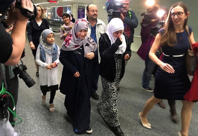 Yemeni girl stranded in Africa reunites with family | iNFOnews.ca Yemeni girl stranded in Africa reunites with family | iNFOnews.ca