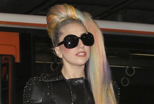 US toy maker sues Lady Gaga over bungled doll deal, claims project delays cost it $10 million | iNFOnews.ca CP19526975