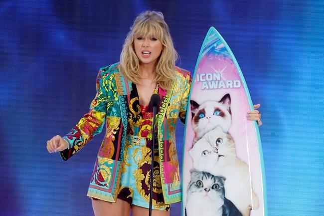 Taylor Swift says she plans to re-record her songs' masters | iNFOnews.ca Taylor Swift says she plans to re-record her songs' masters | iNFOnews.ca