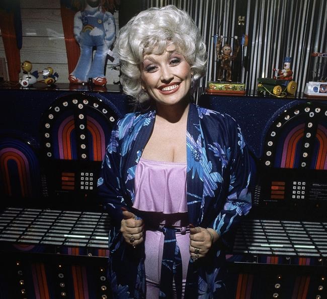 Dolly Parton on Super Bowl commercial and COVID-19 vaccine | iNFOnews.ca CP1126095568