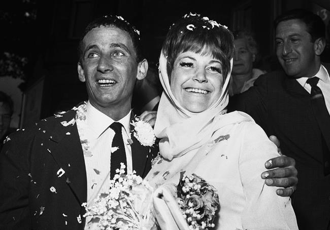 Annie Ross, jazz singer turned actor, dies at 89 in New York | iNFOnews.ca