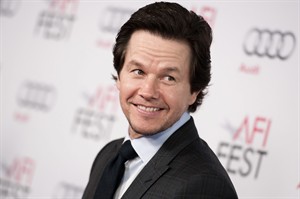 Mark Wahlberg says 'Transformers' director upset over 60-pound weight loss for 'The Gambler' | iNFOnews.ca CP30657027