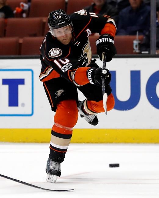 Cogliano's gift of a goal leads Ducks to 3-1 win over Jets | iNFOnews.ca