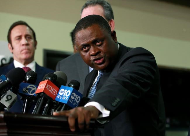 Police cameras show events in shooting of unarmed black man | iNFOnews.ca