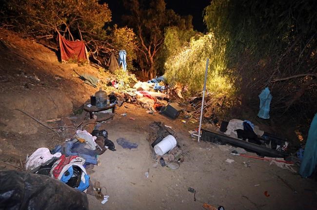 Car jumps Los Angeles freeway, hits homeless camp, killing 1 | iNFOnews.ca
