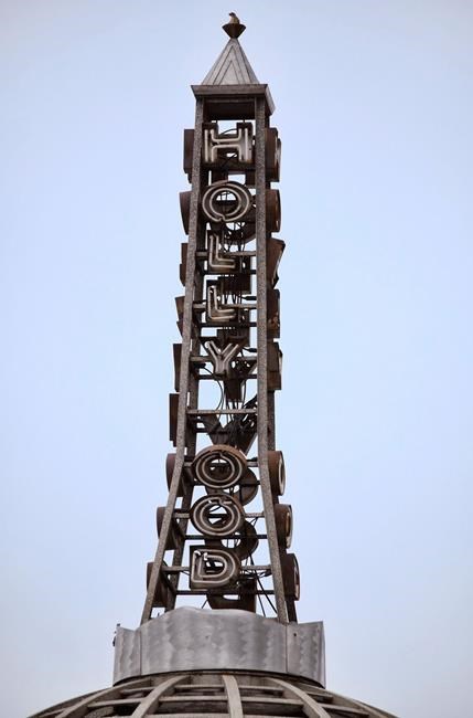 Thief takes Marilyn Monroe statue from Hollywood gazebo | iNFOnews.ca