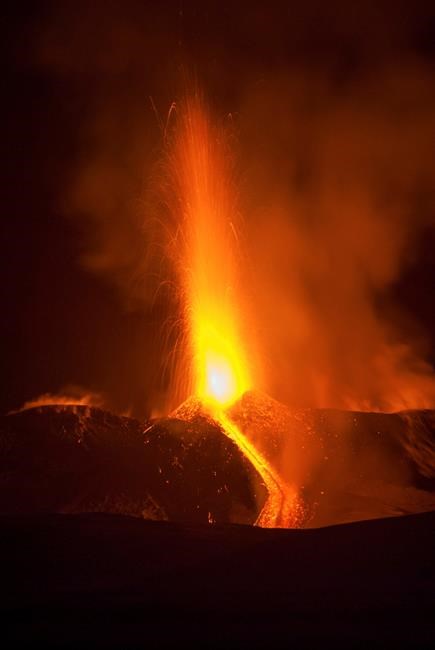 Etna volcano erupts in fiery show of lava in eastern Sicily | iNFOnews.ca