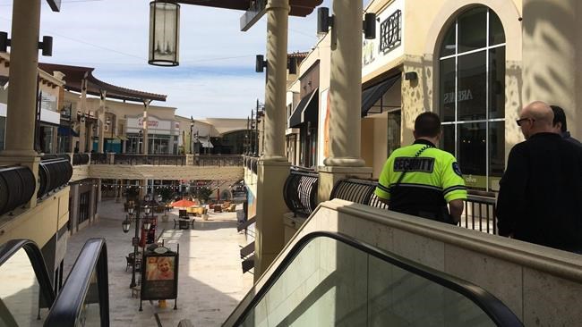 Police: Gunman kills ex-wife at California mall, wounds self | iNFOnews.ca Police: Gunman kills ex-wife at California mall, wounds self | iNFOnews.ca