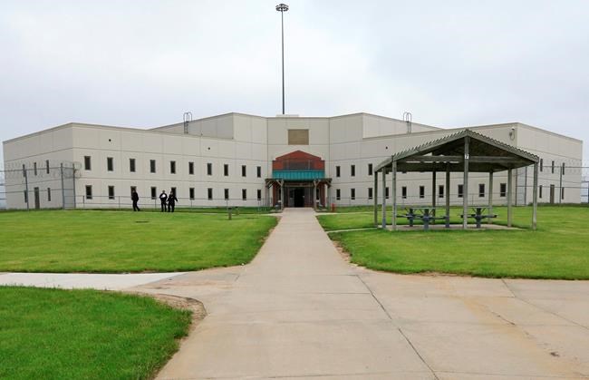 Nebraska prison cell doors suddenly open, sparking fracas | iNFOnews.ca
