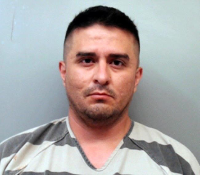Border agent arrested in deaths of 4 women wants lower bond | iNFOnews.ca