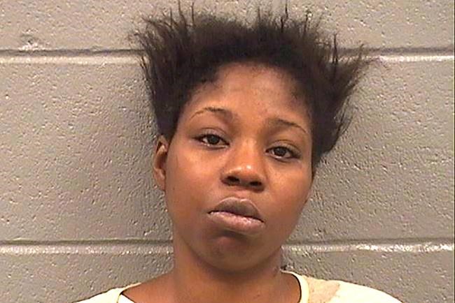 Mother charged in fatal stabbing of 5-year-old Chicago girl | iNFOnews.ca