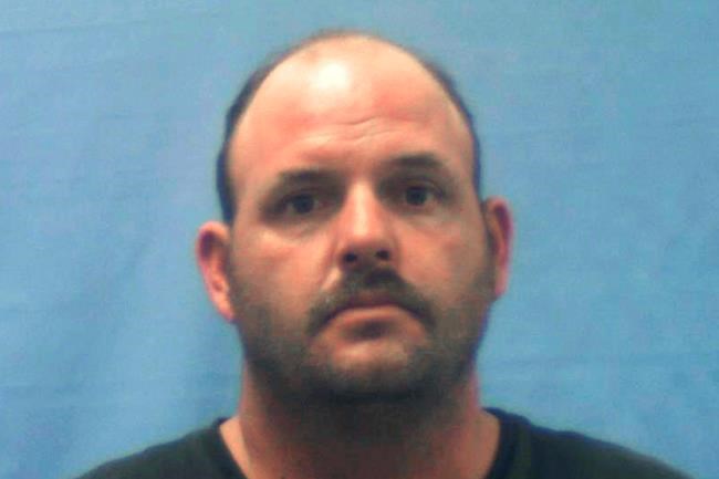 Texas man sentenced for death of 2 Kansas carnival vendors | iNFOnews.ca