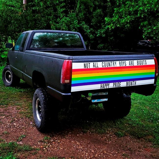 'Straight, country boy' turns pickup rainbow for pride month | iNFOnews.ca CP1180464228