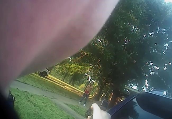 Prosecutor: Officers won't face charges in teen's death | iNFOnews.ca CP1957807700