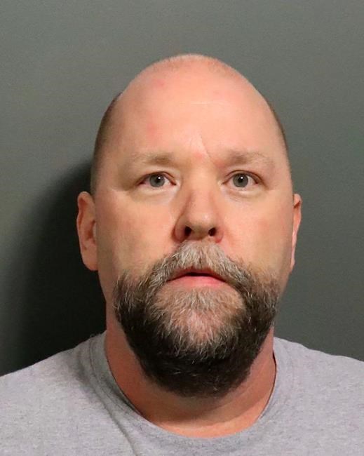 Kansas massage therapist accused of misconduct with athletes | iNFOnews.ca Kansas massage therapist accused of misconduct with athletes | iNFOnews.ca