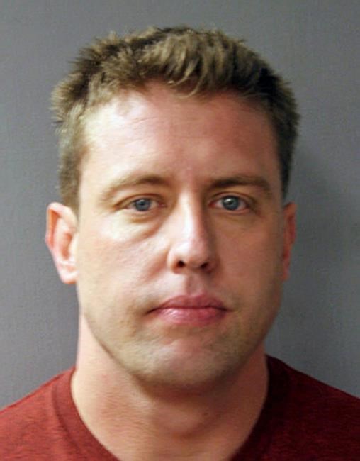 White ex-St. Louis cop acquitted in black suspect's killing | iNFOnews.ca