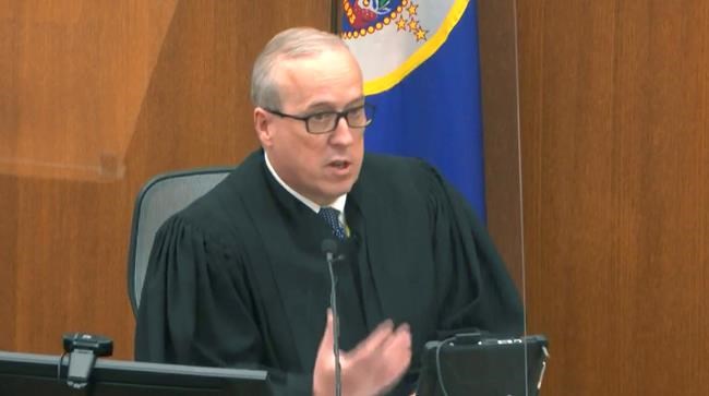 Maxine Waters' bold words echo civil rights, draw criticism | iNFOnews.ca