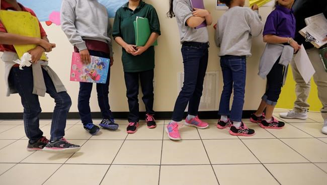Amid surge, US tries to expedite release of migrant children | iNFOnews.ca Amid surge, US tries to expedite release of migrant children | iNFOnews.ca