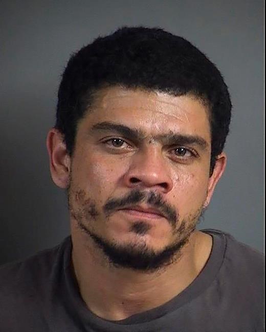 Suspect shot by police was free despite probation violations | iNFOnews.ca