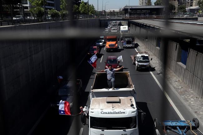 Chile: president promotes minimum wage hike to quell unrest | iNFOnews.ca