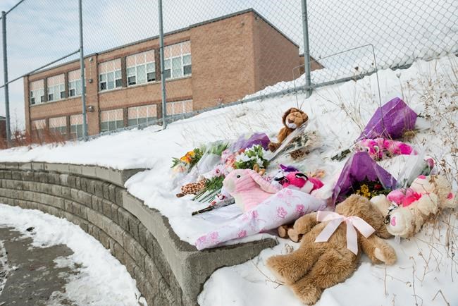 Girl dies after being pinned between vehicles while picked up from school | iNFOnews.ca