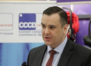 Gougers face public shaming as feds tackle Canada-U.S. 'price discrimination' | iNFOnews.ca CP31041909