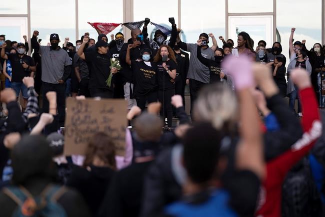 A look at a Colorado Black man's death in police encounter | iNFOnews.ca