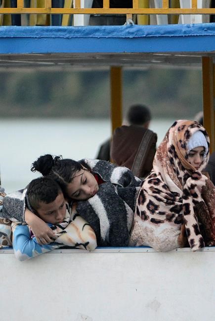 Dozens missing after tourist boat sinks in Colombia | iNFOnews.ca