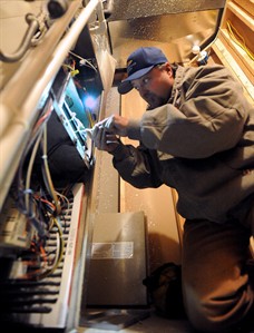 Paul Byron snaps scoring drought in Calgary Flames' 5-3 win over Arizona Coyotes | iNFOnews.ca