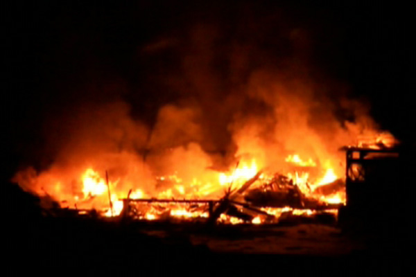 Six months after deadly blast, Burns Lake awaits decision on rebuilding sawmill | iNFOnews.ca CP19476354