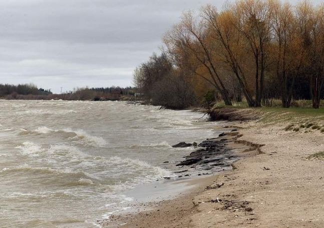 Alcohol considered factor in bogus Lake Winnipeg boat distress call | iNFOnews.ca CP19611965