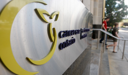 Ontario changes age recommendations for cervical cancer screening | iNFOnews.ca CP19787400