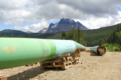 Enviros plan mass sit-in at B.C. legislature over Northern Gateway pipeline | iNFOnews.ca CP20094135