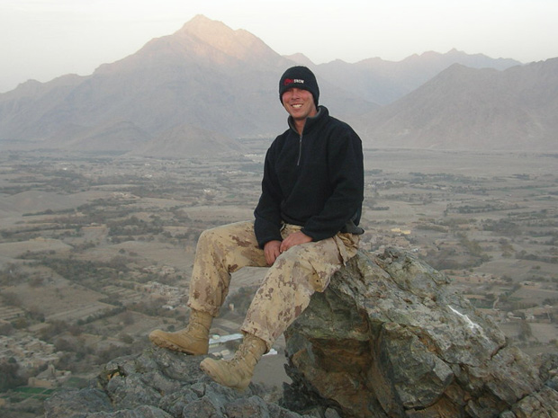 Alberta coroner responsible for leaving soldier's body hanging: military cop | iNFOnews.ca CP20105692