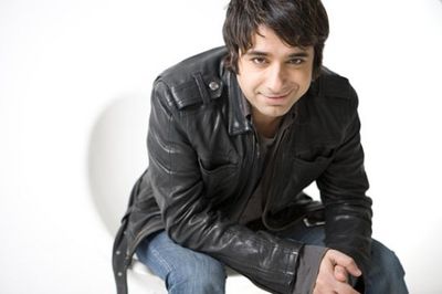 Ghomeshi says his new memoir is meant for all the high school oddballs | iNFOnews.ca CP20148292